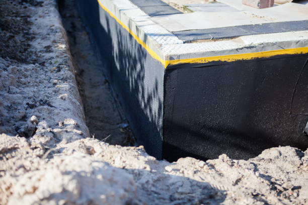 Professional Vapor Barrier Installation technician working in Cayuga, IN